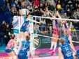 Zhu Ting contro il muro di Smarzek e Akrari (foto di Christian Bosio)
