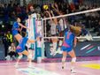 Ungureanu contro Nwakalor e Di Iulio (foto di Christian Bosio)