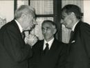 Da sinistra Francesco Cossiga in visita al Museo Valdese di Torre Pellice nel 1989, Giorgio Tourn e Diego Novelli (foto Fondazione Centro culturale valdese)