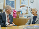 Il direttore de ‘La Stampa’ Andrea Malaguti con la presidente della Fondazione, Allegra Agnelli Il direttore de ‘La Stampa’ Andrea Malaguti con la presidente della Fondazione, Allegra Agnelli