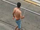 Armato di machete, minaccia i clienti di un negozio a Nichelino: arrestato (foto di archivio)