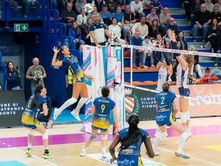 D'Odorico attacca contro Weitzel e Ognjenovic (Foto di Christian Bosio)