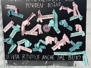 Il cartellone dei nuovi nati (foto di Liana Rosini)