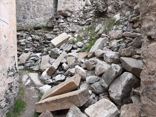 La scala franata della chiesa del Forte Valli di Fenestrelle