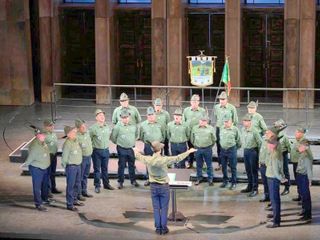 Il Coro d’le Piase Ana sul palco dell’Opera di Liegi