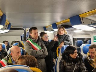 La delegazione sul treno