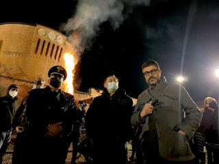 Il ‘falò della libertà’ a Saluzzo Il ‘falò della libertà’ a Saluzzo