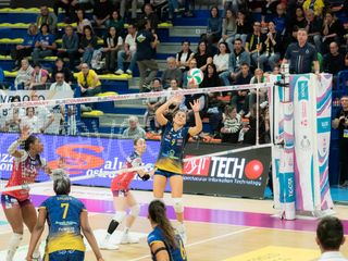 Battistoni in palleggio (foto di Christian Bosio)