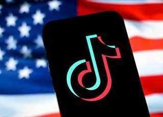 TikTok di nuovo disponibile su store di Apple e Google negli Usa