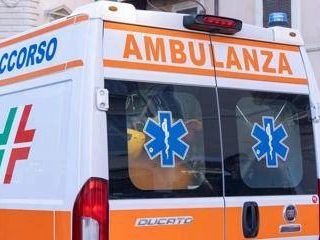Cade da tetto capannone in azienda agricola, muore 45enne nel Senese