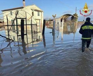 Maltempo Toscana, flagellata la Maremma: persone soccorse nel Grossetano