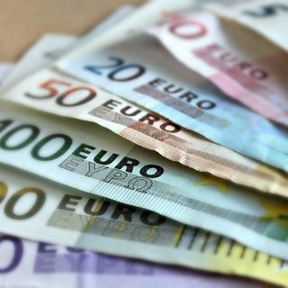 Bonus di 600 euro per i lavoratori esclusi dagli ammortizzatori, i sindacati: “Alcune categorie ancora tagliate fuori”