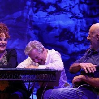 &quot;Que Serà&quot; chiude la stagione teatrale del Casinò di Sanremo il 25 aprile
