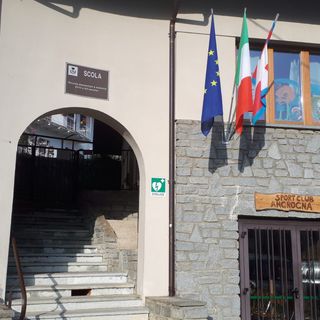 Scuola di Angrogna: inizio anno nei container per lavori antisismici