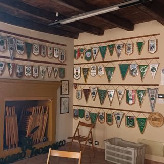 Il Gruppo Alpini di Frossasco passa dal Museo dell’Emigrazione all’ala comunale