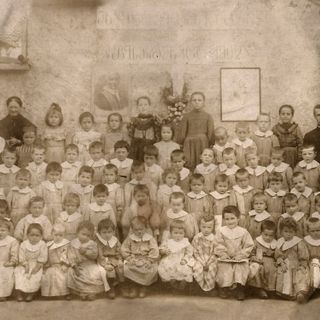 Una foto storica dell’asilo di Buriasco