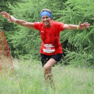 Maria Long a un Vertical Sunset