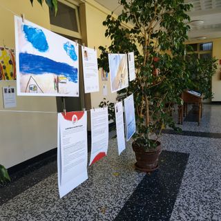 La mostra al primo piano del municipio