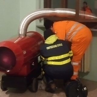 Rimarrà chiusa ancora domani la scuola elementare allagata di Torre Pellice