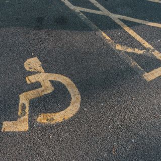 Quattro nuovi stalli riservati: a Villar Perosa cresce il numero di parcheggi per disabili