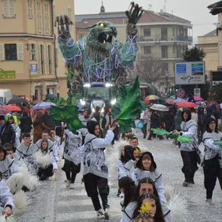 Il carro degli Amici del Pellice