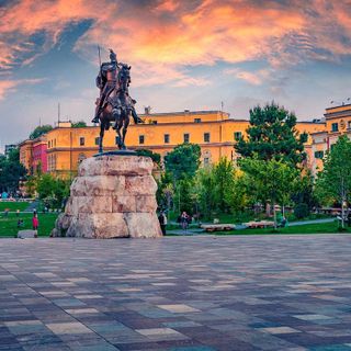 Turismo medico in Albania: la scelta che sempre più piemontesi fanno per risparmiare sulle cure