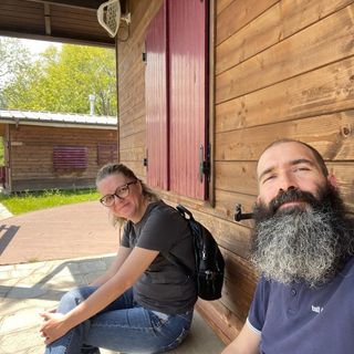Samuele Revel con la moglie Sara Valpreda