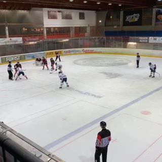 Stop al campionato di hockey ghiaccio: stagione annullata per l'allerta coronavirus