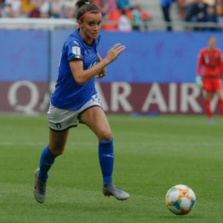 Barbara Bonansea con la maglia azzurra