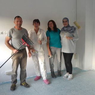 Genitori "imbiachini" per tinteggiare le medie di Cavour