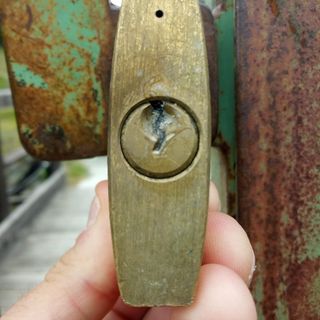 Il lucchetto sabotato del Forte delle Valli di Fenestrelle