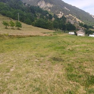 Lo spazio dove sorgerà la pista di atterraggio dell'elisoccorso a Perosa Argentina