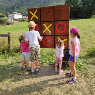 Uno dei giochi del nuovo parco giochi diffuso di Fenestrelle