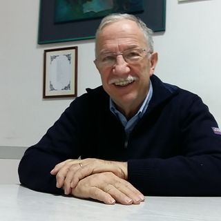 Cavour: Giulio Brarda e i suoi 40 anni di Tuttomele raccolti in un “non libro”