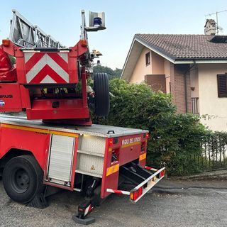Torre Pellice: soccorsi due anziani in viale Dante