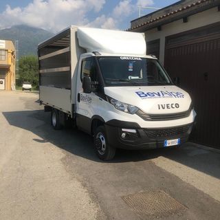 Il furgone ancora da rintracciare