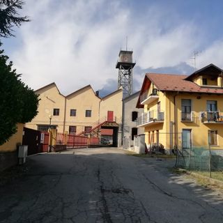 Torre di Pralafera a Luserna San Giovanni