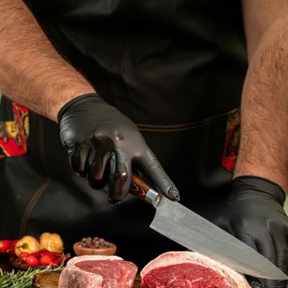 Cavour ripassa l’arte della macelleria con gli allievi dell’‘Università di Baldo’