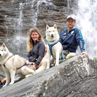 Gli husky arrivano al Selleries per un raduno in altura