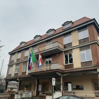 Il municipio di None