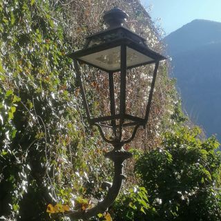 Perosa Argentina converte una sessantina di lanterne a led