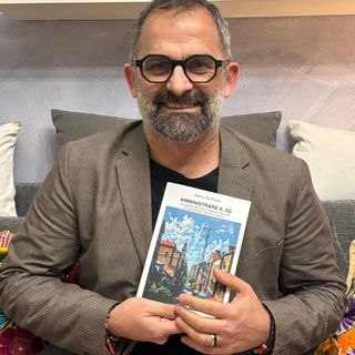 Marco Dal Pozzo con il suo libro ‘Amministrare il 5G’