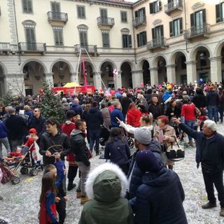 Il carnevale organizzato dalla Pro Pinerolo in centro storico