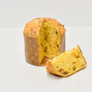 Panettone 'Peperoni acciughe' di Castino di Pinerolo