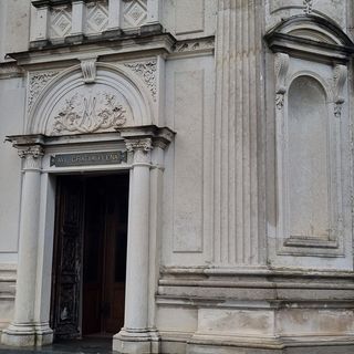Il santuario Madonna delle Grazie, uno dei luoghi cari a Lina Fritschi, cui è dedicata la passeggiata