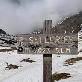 Cartello del Rifugio Selleries