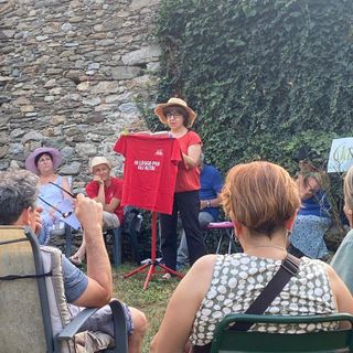 Lettori a domicilio e storie sui ‘giganti dalla porta accanto’: Laav di Torre Pellice al lavoro anche d’estate