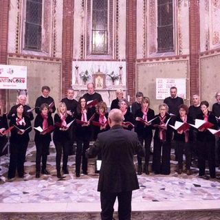 Umberto Neri dirige il Coro Prompicai di Pinerolo