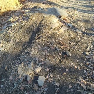 Il segno sui sentieri delle moto da Enduro