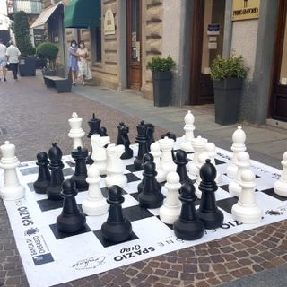 Gioco degli scacchi a Bra